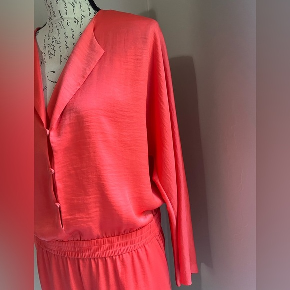 BCBGMaxAzria Coral Blouse - Picture 9 of 9